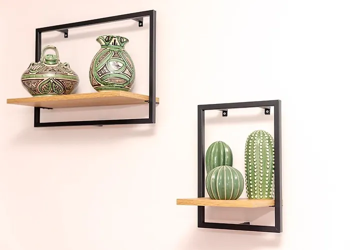 Artistic Beachfront Апартаменты