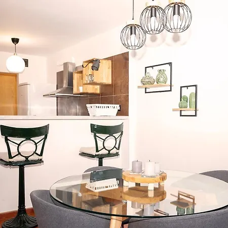 Artistic Beachfront Appartement Radazul