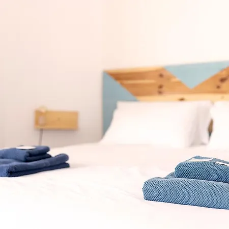 Daire Artistic Beachfront