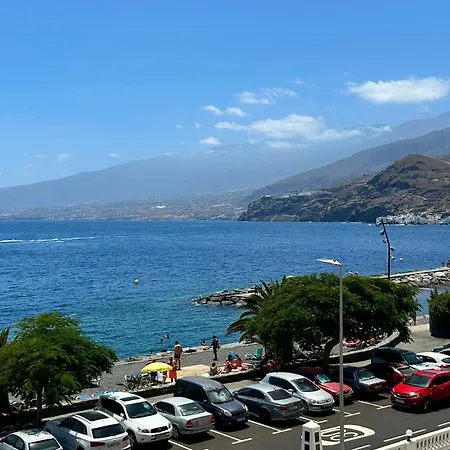 Daire Artistic Beachfront *