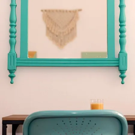 Daire Artistic Beachfront *