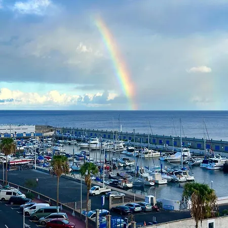 Daire Artistic Beachfront *